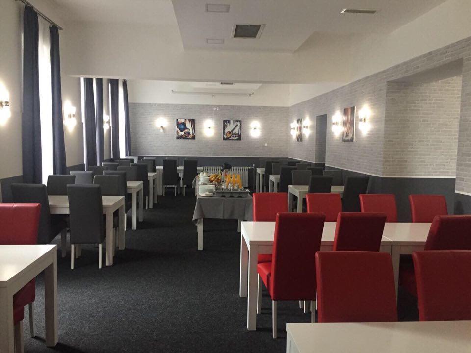 Hostel Levicki Славонски-Брод Экстерьер фото